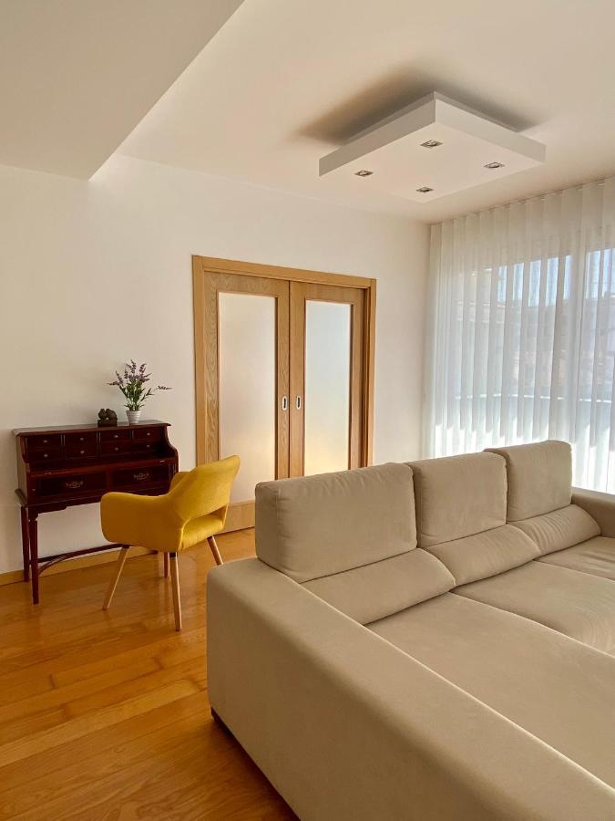 Apartamento O Albuquerque - Centro Cidade Alcobaça Eksteriør billede