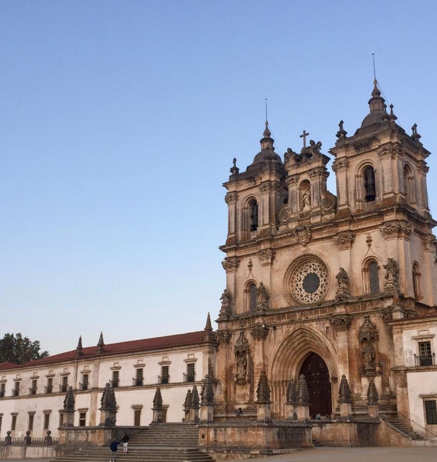 Apartamento O Albuquerque - Centro Cidade Alcobaça Eksteriør billede